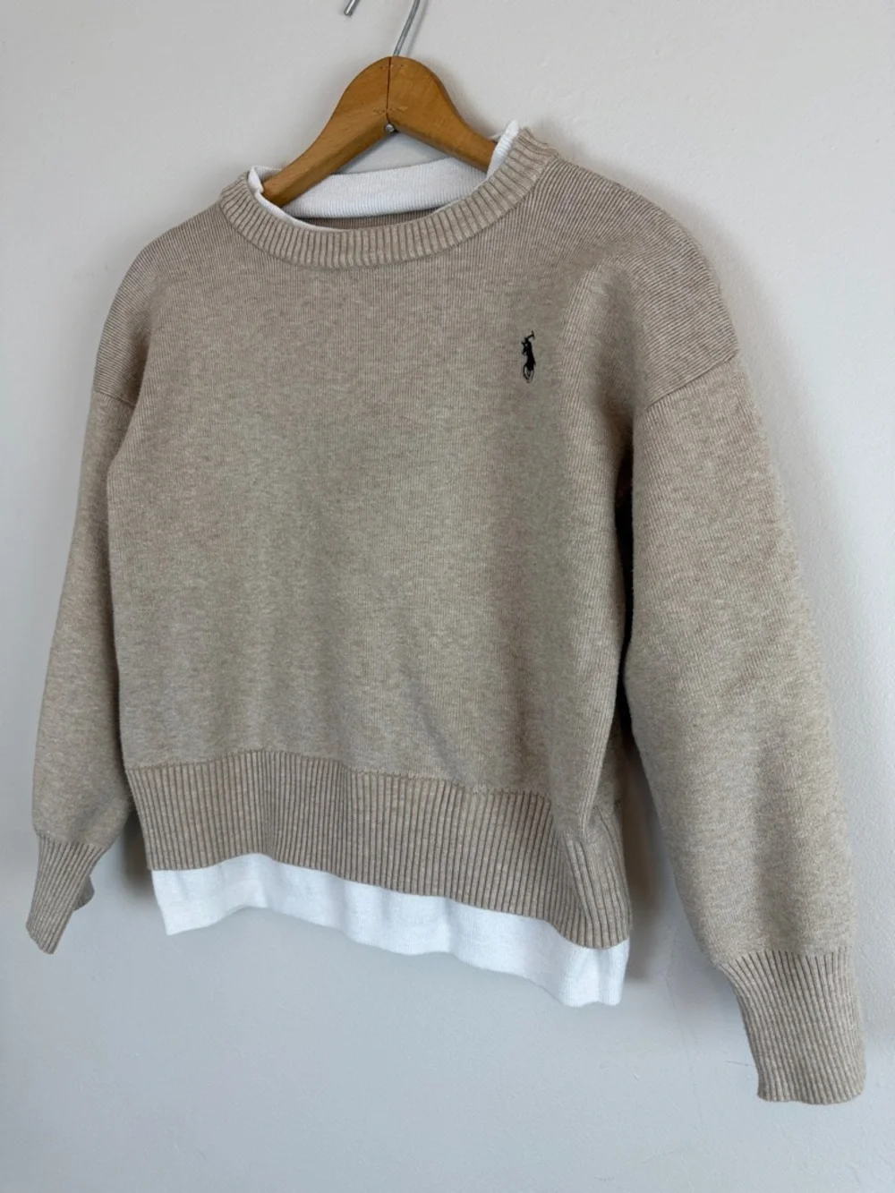Boy’s XL Equestrian Horse Logo Knit Sweater Cream Pullover Preppy Style